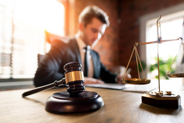 Les intérêts et avantages dans la prise d’un avocat